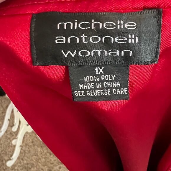 Michelle Antonelli Woman Beaded Top with Pleats - Picture 8 of 8